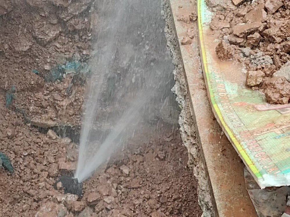 乌尔禾区消防水管漏水检测定点开挖
